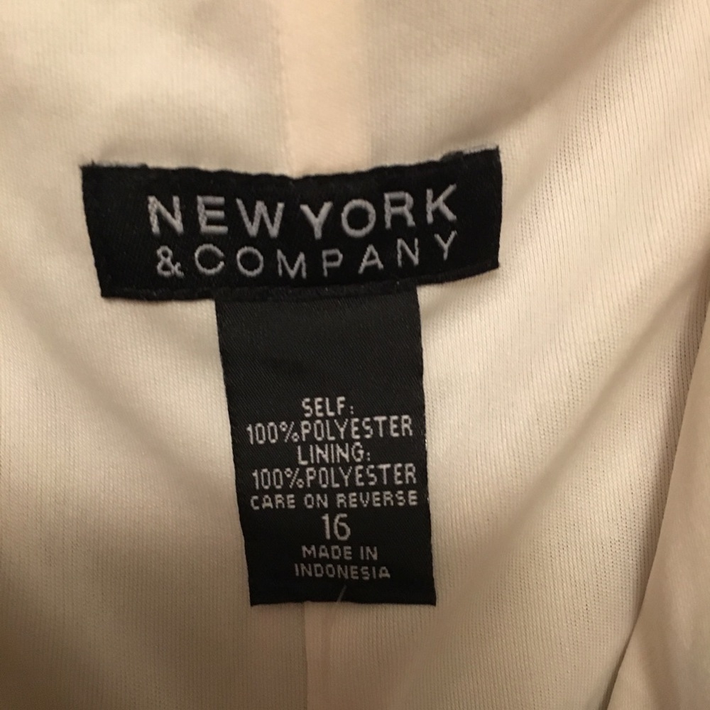 Brand new, never worn New York and Co. dress.
